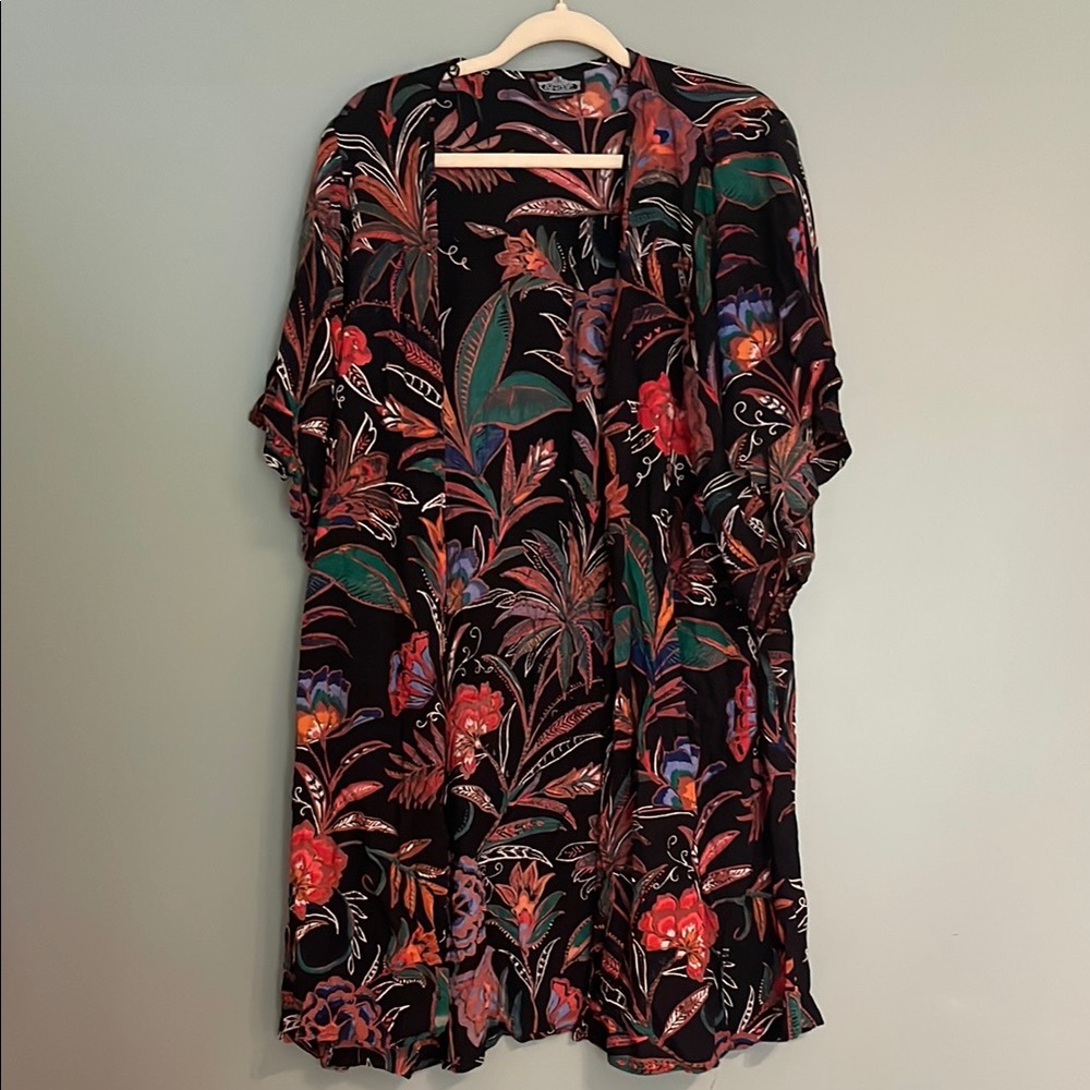 Angie | Floral Boho Shawl
